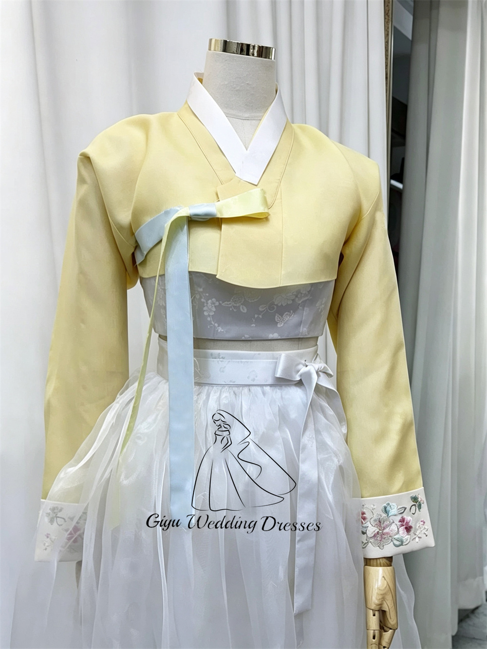 Abito da Cerimonia Giyu Giallo - Embroidery Yellow Dress recensione e prezzo