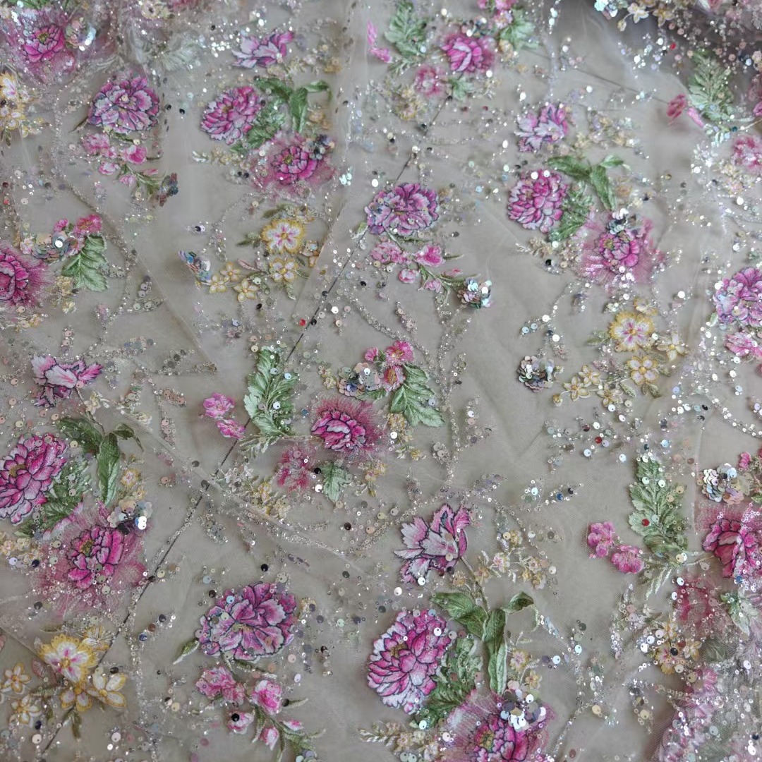 Tessuto in Pizzo di Lusso con  - Embroidery Beads recensione e prezzo