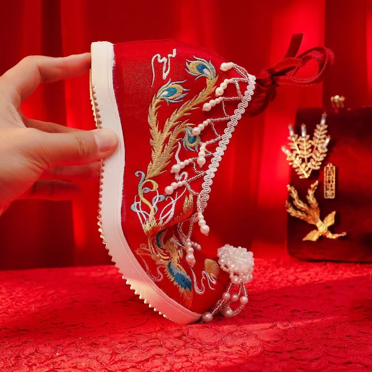 Scarpe da sposa nuove ricamate - Embroidery Beads recensione e prezzo