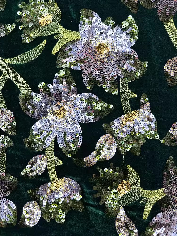 Tessuto in velluto retrò da 1  - Embroidery Beads recensione e prezzo